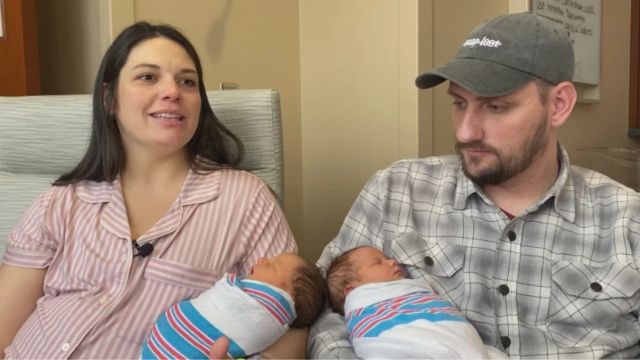 Alabama Woman Welcomes 'Miracle Twins' in Extraordinary Birth with Double Uterus (2)