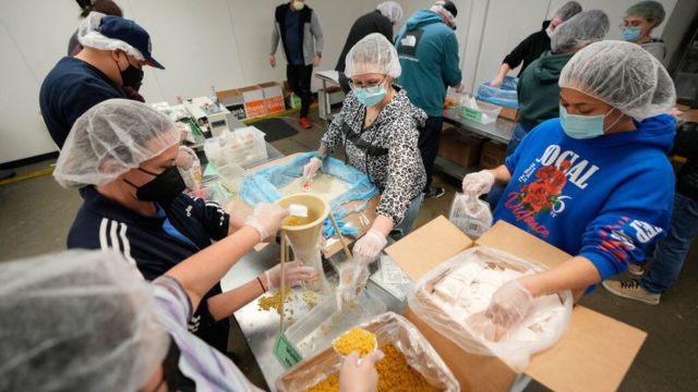 Beyond the Holidays Utah Food Bank's Unwavering Mission to Alleviate Hunger (2)