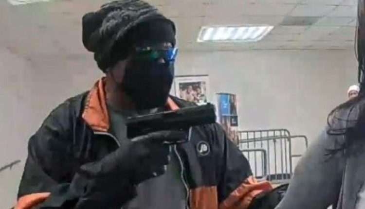 Los Angeles Police Arrested 71-year-old Serial Bank Robber
